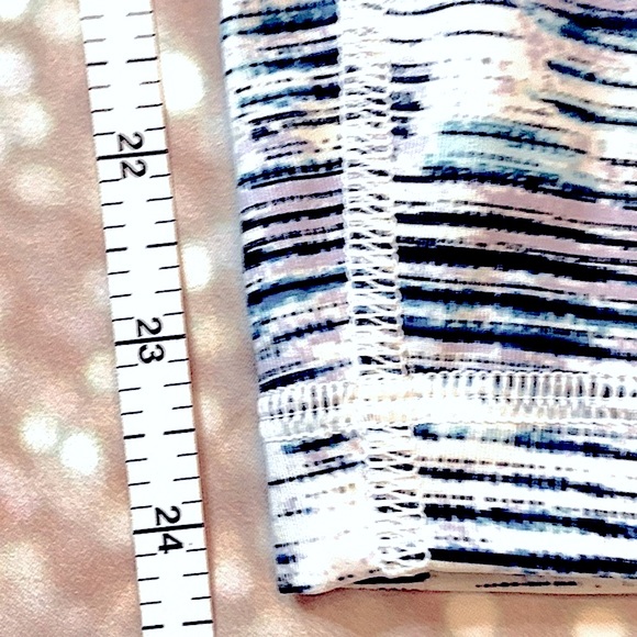 Lululemon - Wunder Hi-Rise Printed Capri - Picture 9 of 9